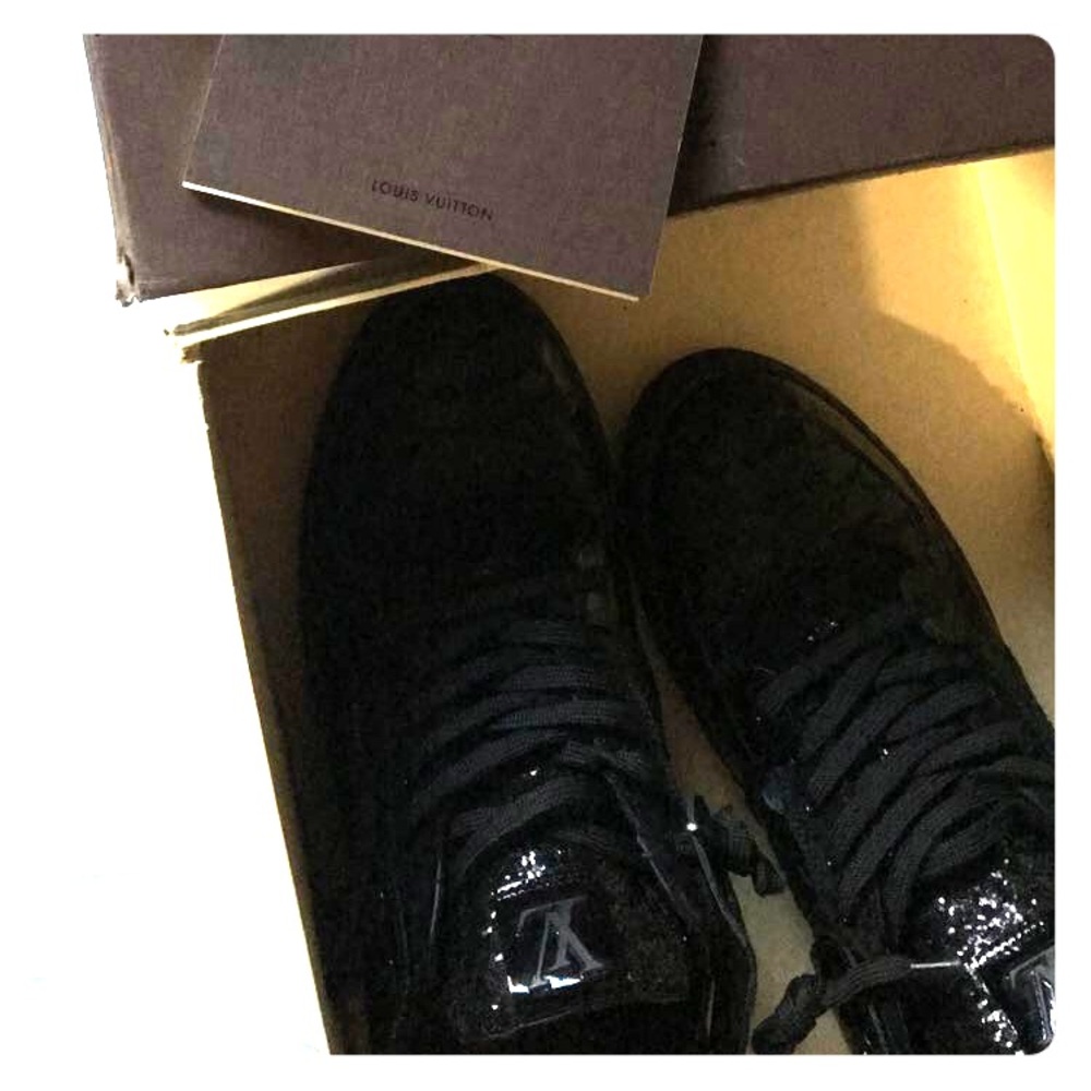 Louis Vuitton python snake skin leather sneaker